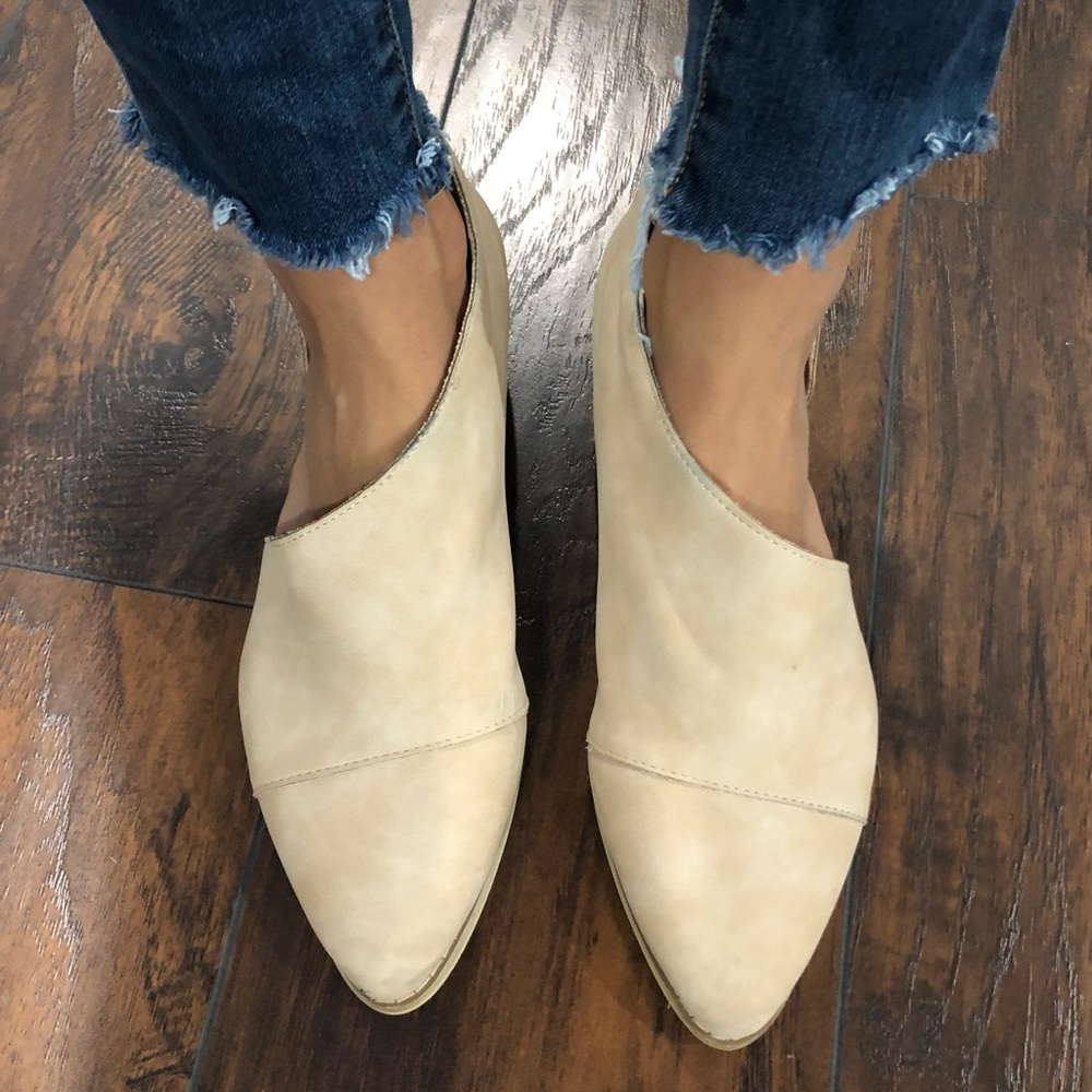 Women’s Flats